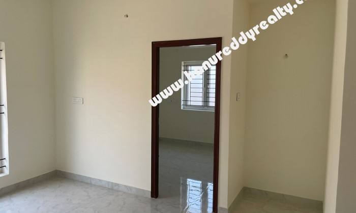 10 BHK Flat for Sale in Iyyappanthangal